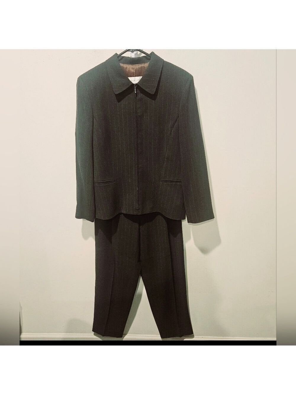 Women's GARFIELD & MARKS Vintage Career Gray Pinstripe Pantsuit Size 12
